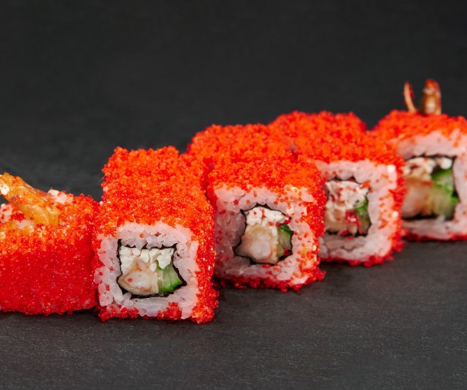 Калифорния с креветкой темпура